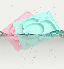 Load image into Gallery viewer, Mr. Crab and Mrs. Cow Suction Platemat